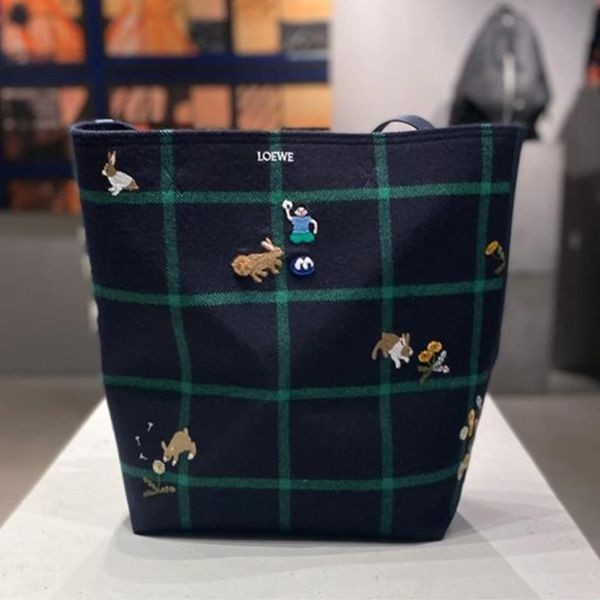 最新でオシャレ【Suna Fujitaコラボ】ロエベ パズル パチモン フォールド XLトートバッグ lew02193