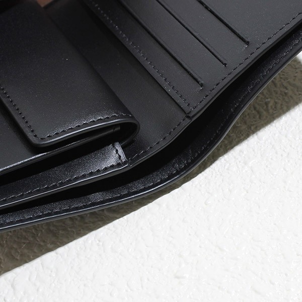 【セレブ多数愛用】★メゾン マルジェラ 偽物 BIFOLD WALLET バイフォールド 小銭入れ 財布 SA3UI0007