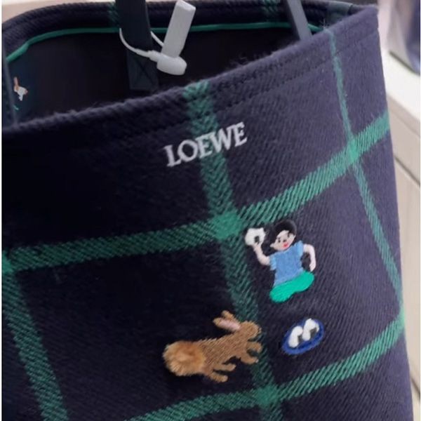最新でオシャレ【Suna Fujitaコラボ】ロエベ パズル パチモン フォールド XLトートバッグ lew02193