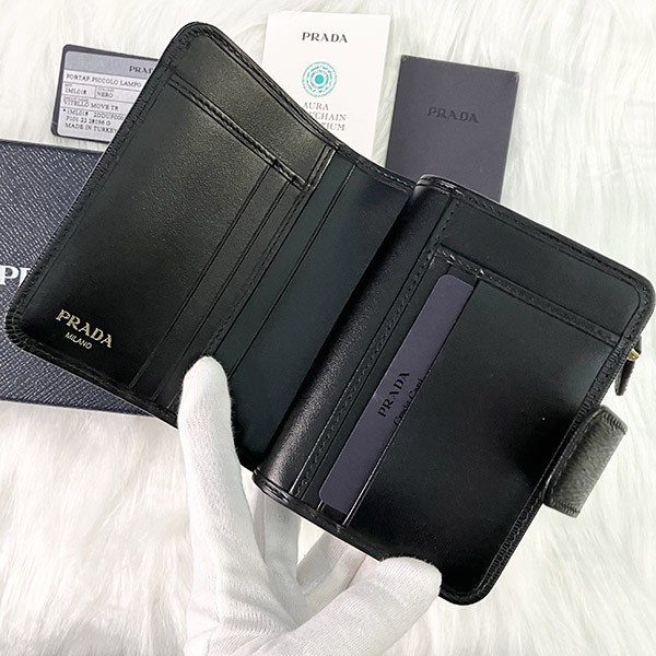 プラダ Zip Compact Wallet ジップコンパクト財布 偽物♪