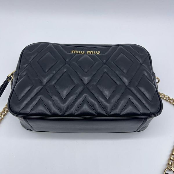 定番★ミュウミュウ ショルダーバッグ スーパーコピー miu0215