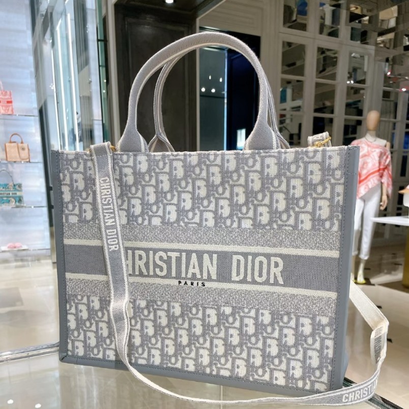 ディオール 偽物 BOOK TOTE バッグ スモール グレー 26.5cm M1325CZBB_M20I