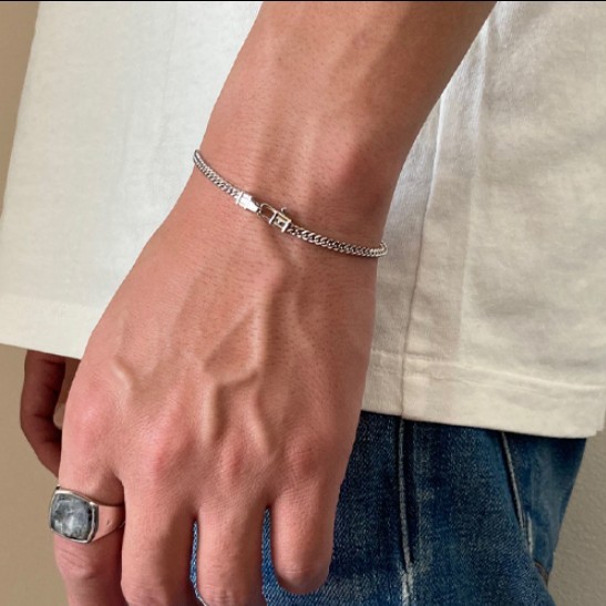 トムウッド 偽物 ブレスレット Curb Bracelet M 2色 25031501