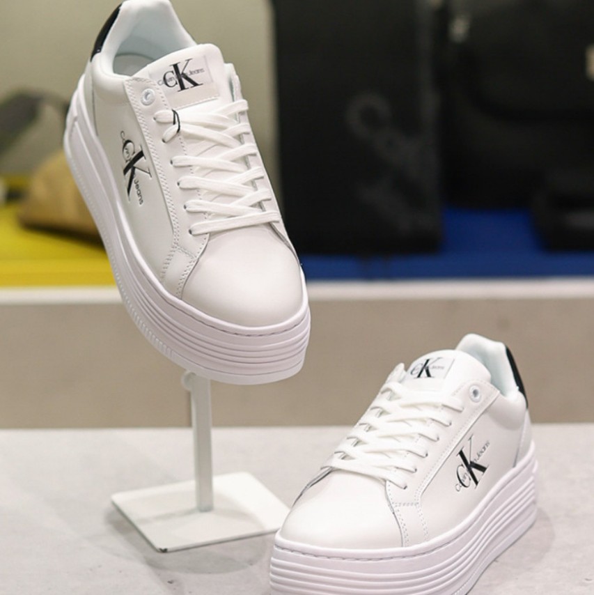 カルバンクライン パチモン プラットフォーム スニーカー★WHITE/BLACK 25032802