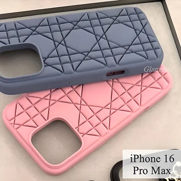 大人気!!新色!!ディオール Travel iPhone 16 Pro Max ケース S8071OEVL