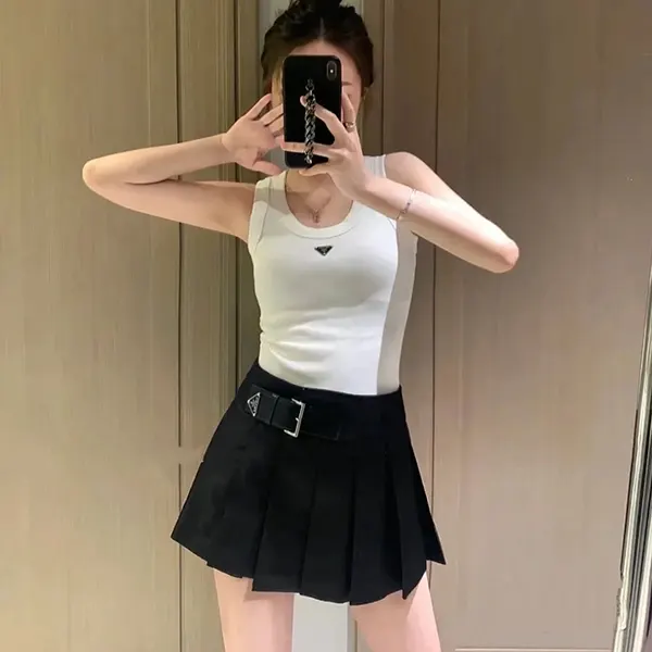 大人気定番プラダ リブニット タンクトップ ロゴ 39546X
