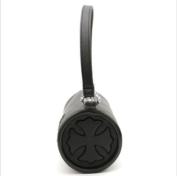 n級クロムハーツ GRINDS 筒型バッグ 偽物 ハンドバッグ アクセサリーポーチ スクロールラベル ミニセメタリークロスパッチ ch25335