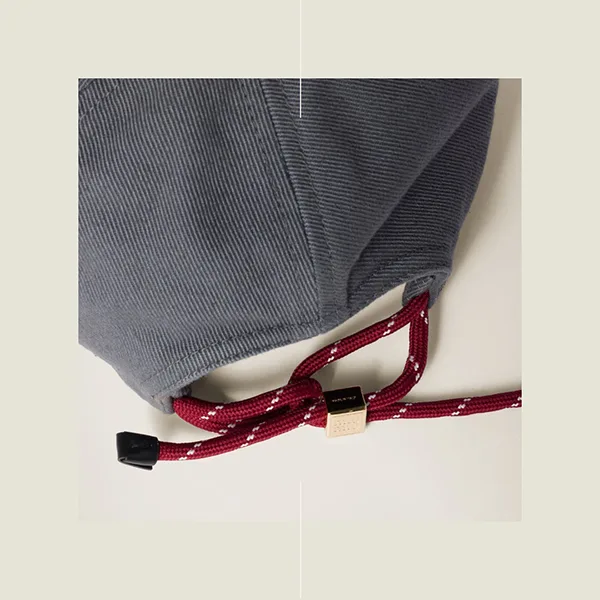 【セールで奇跡の入荷！】ミュウミュウ デニムベースボールキャップ 偽物 刺繍ロゴ 5HC369_2CR1