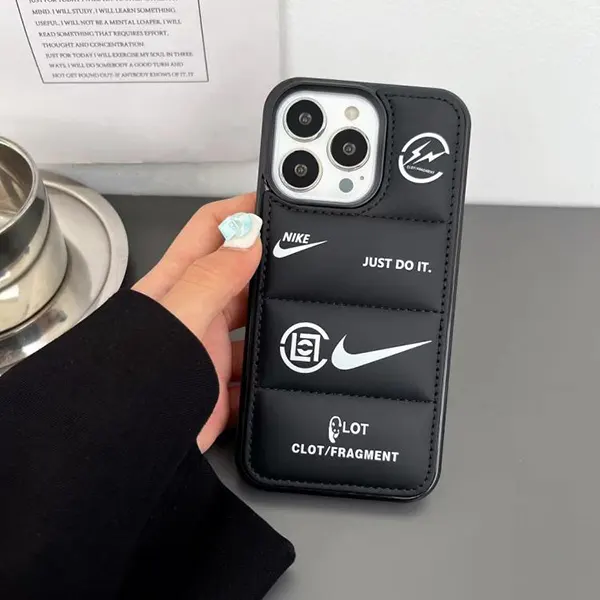 ナイキ ダウンジャケット型 iPhoneケース w25042212