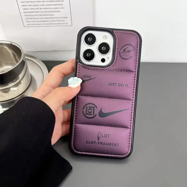 ナイキ ダウンジャケット型 iPhoneケース w25042212