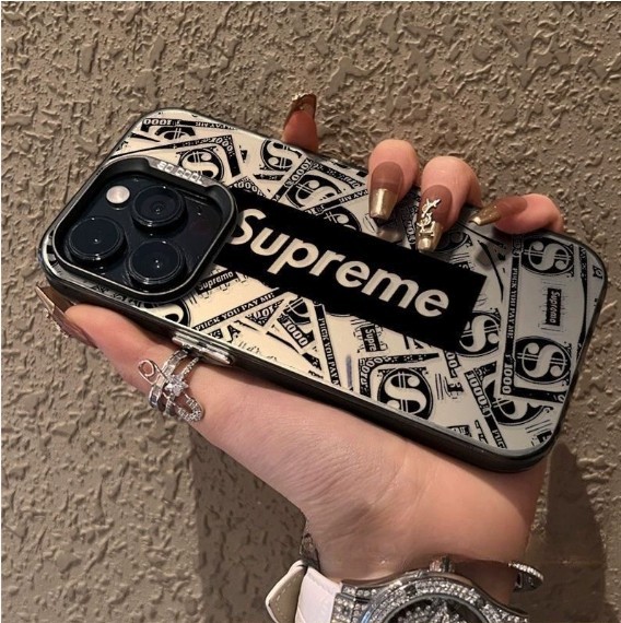 シュプリームiphone16/16proケース  supreme iphone15promax/15ユニケース仕上げ ブランドマーク iphone14/13ケース男女ペア 25042504