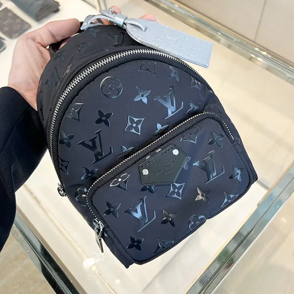 【LV SKIコレクション】ルイヴィトン バックパック N級品 M11780