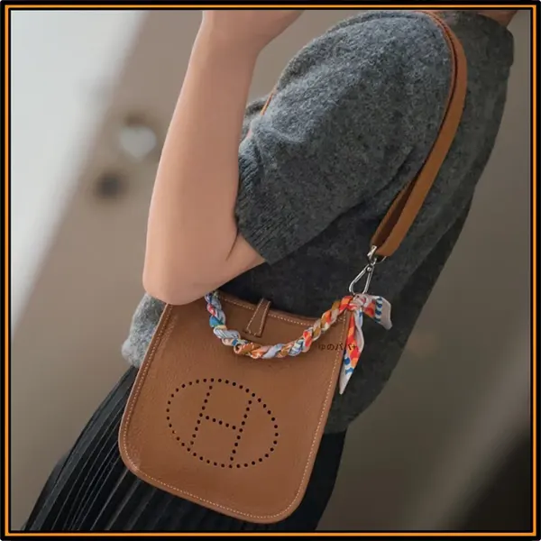大人お洒落エルメス Evelyne 16 Amazone Bag エブリン H069426CKCI