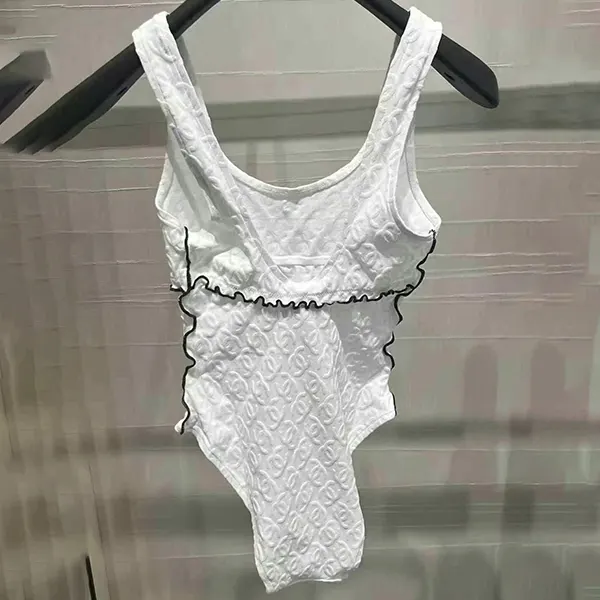 【コーデを格上げ】シャネル 25SS スイムウェア 水着 コピー P79098