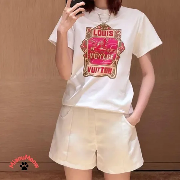 (セールで破格)【レトロプリントが可愛い♪】ルイヴィトン Tシャツ 激安 1AHIT