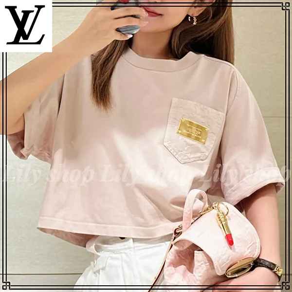 ルイヴィトン パチモン ロゴプレート付 半袖 ピンク Tシャツ 1AIB4