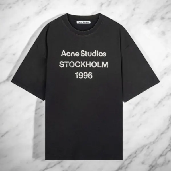 アクネストゥディオス アクネ ロゴ Tシャツ 偽物 w25051603