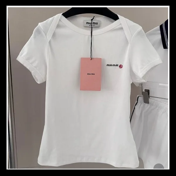 【ミュウミュウ】Petit Bateau ミュウミュウ スリムTシャツ 偽物 MJN563