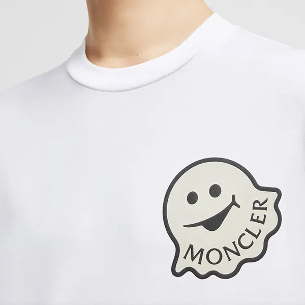プレゼントに最適モンクレール Cartoon ロゴ Tシャツ 偽物 K10918C0001889AJS23G