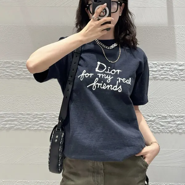 カジュアルコーデに相性抜群【ディオール コピー】ディオール AND HYLTON NELTシャツ 583J696A0849_C580