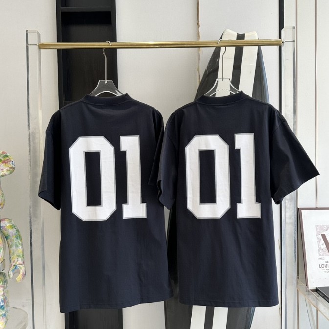 バレンシアガ コピー バスケットボールシリーズ  オーバーサイズ Tシャツ オフホワイト NO1 2色 25061302