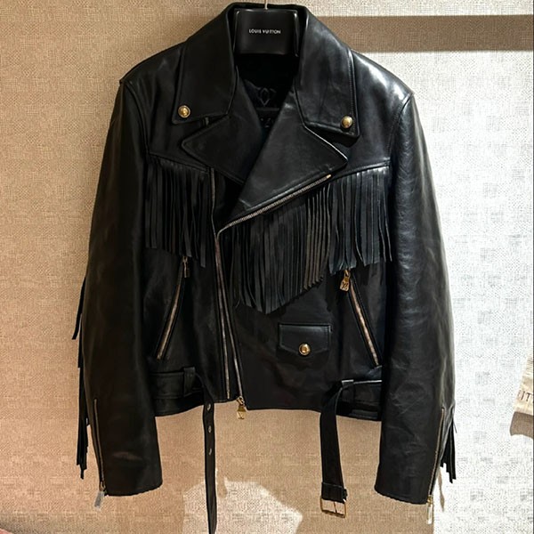 登坂広臣 さん着用 ルイヴィトン フリンジレザージャケット 1AFXFR