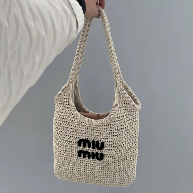 【日本未入荷】ミュウミュウ n級品 IVY ラフィア風織りトートバッグ 5色 miu0607