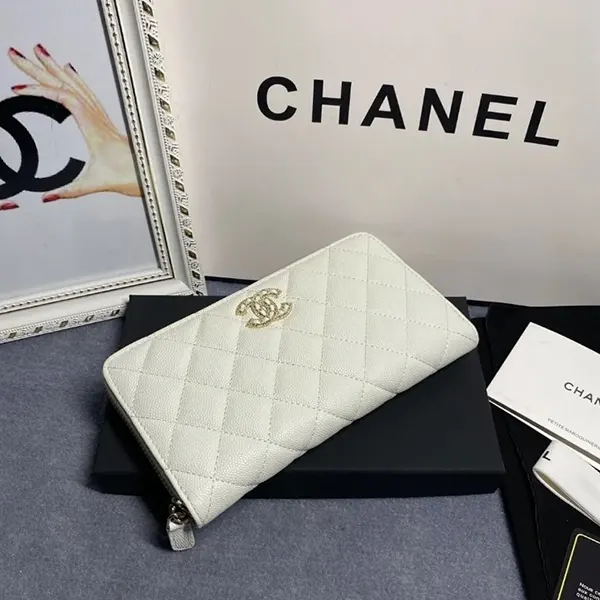 上質デザインシャネル キラキラCCロゴ 長財布 偽物 AP4555-B12928-10601