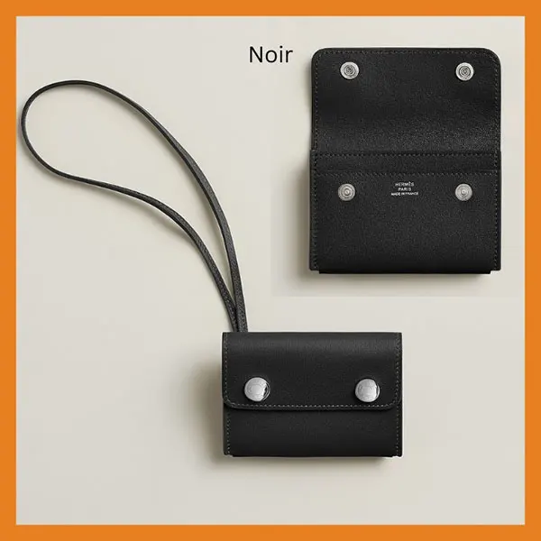 高級感溢れるチャームにも[エルメス コピー]Hermesnap エルメスナップ カードホルダー H085854CK89