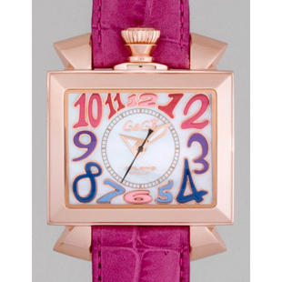 ガガミラノGAGAMILANOコピー ナポレオン 46mm 自動巻き 6001.1 チェリー皮 ホワイトシェル/マルチカラーアラビア
